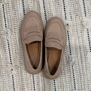 Women's Tan Loafers